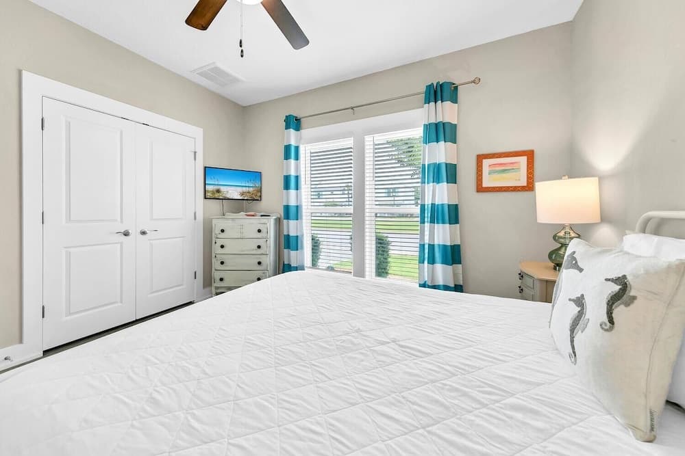 Beach Life - Image 7