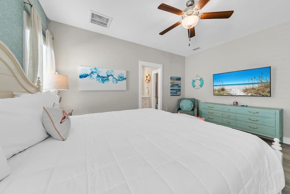 Beach Life - Image 13