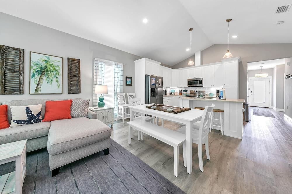 Beach Life - Image 28