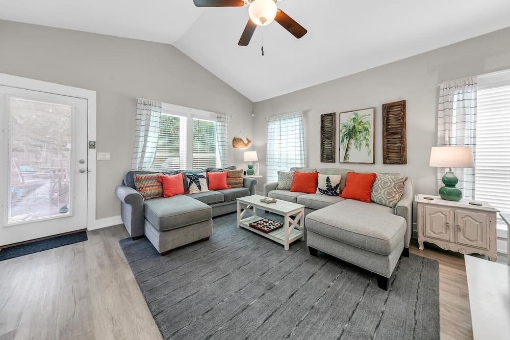 Beach Life - Image 30