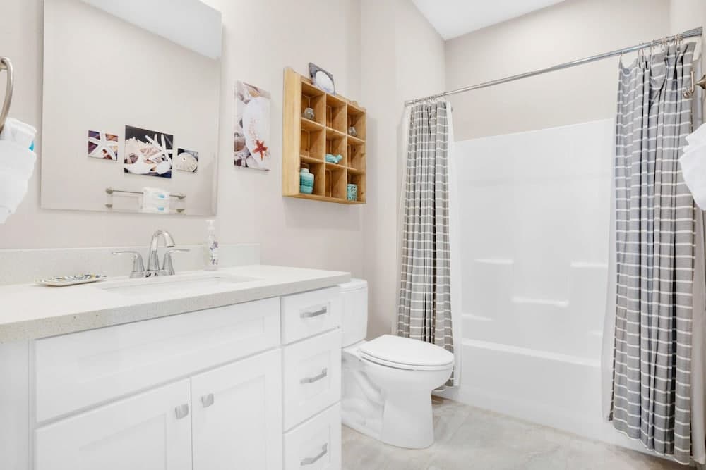 Beach Life - Image 31