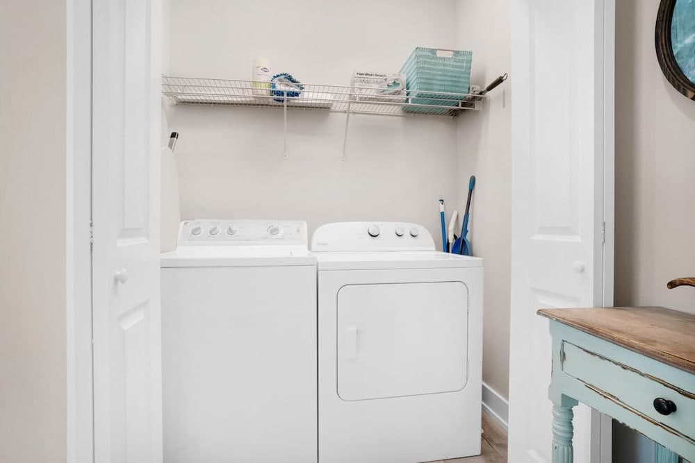 Beach Life - Image 41