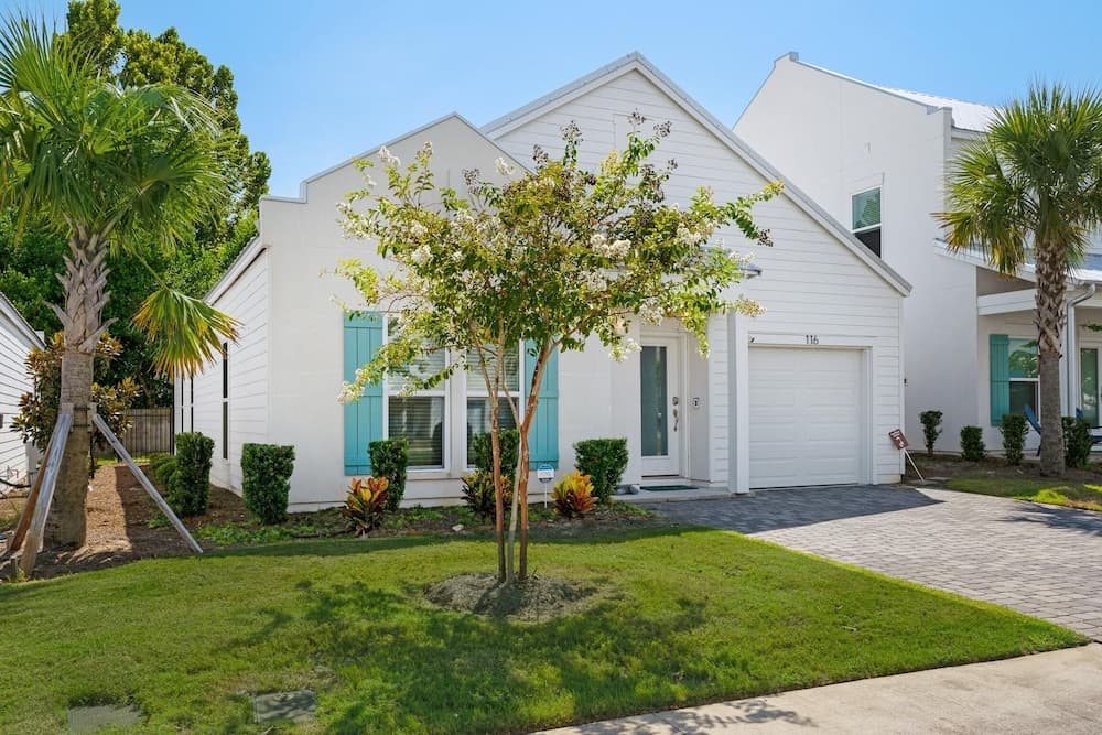 Beach Life - Image 55