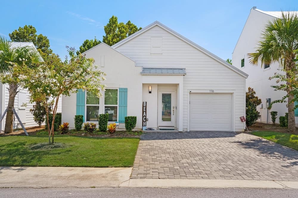 Beach Life - Image 2