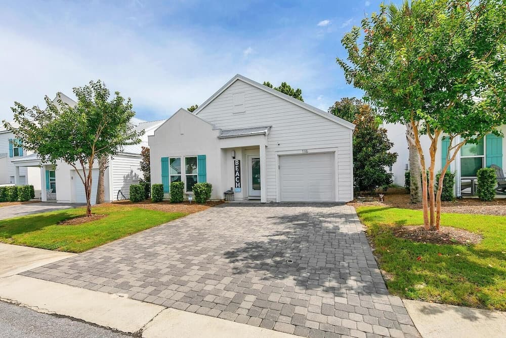 Beach Life - Image 59