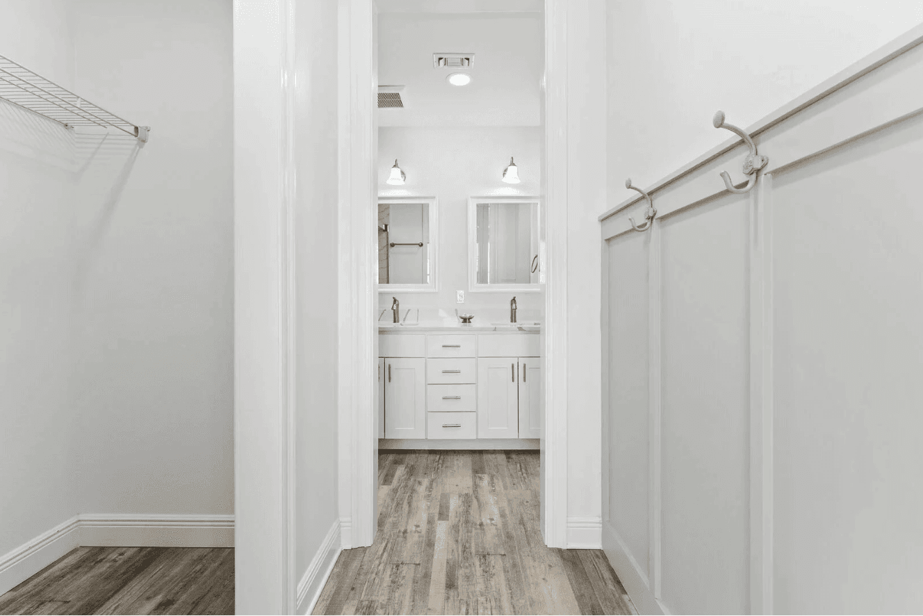 Sea La Vie - Image 29