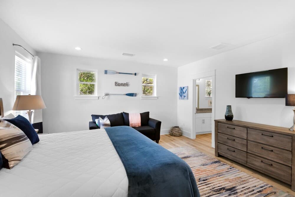 Bella Blue - Image 22