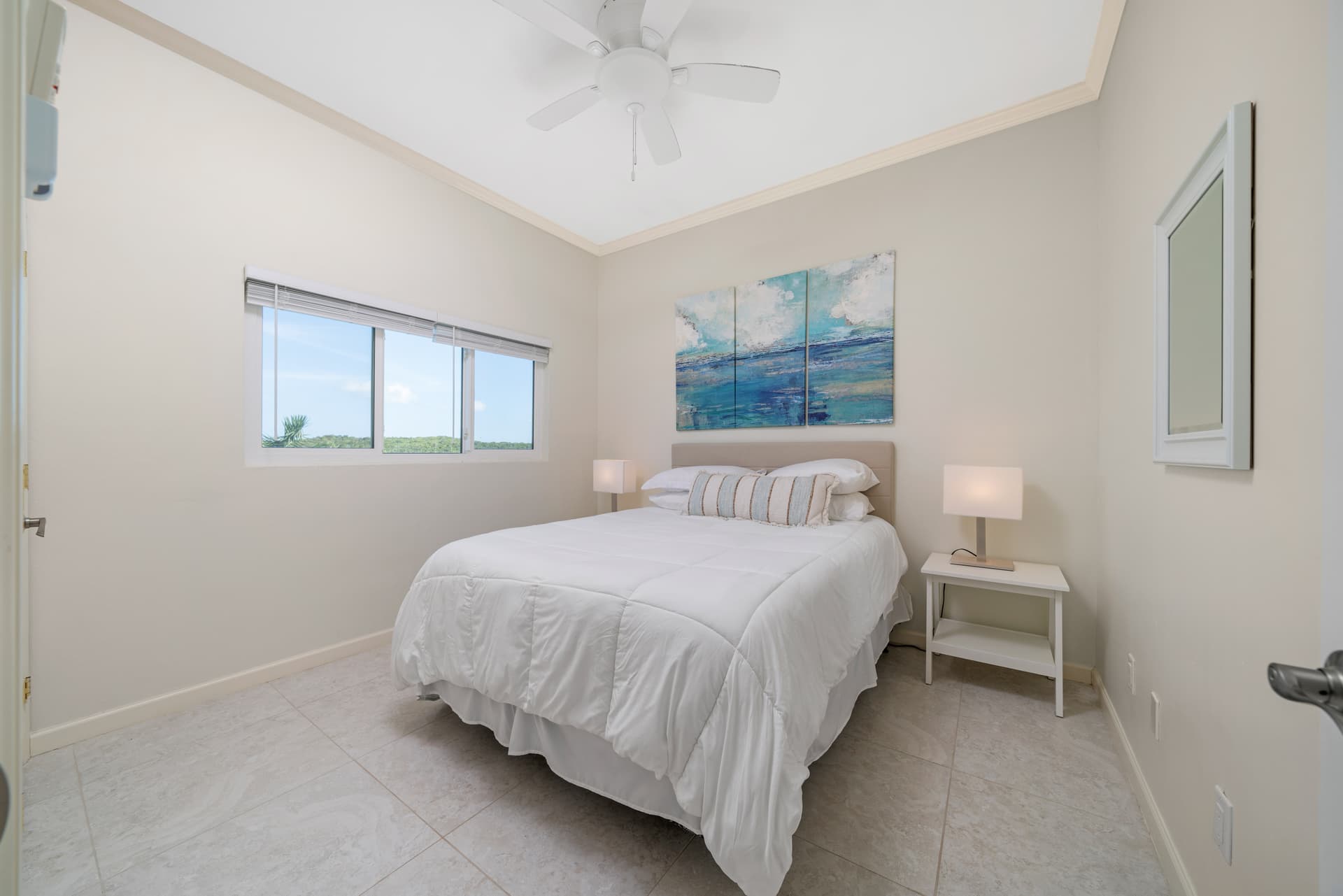 Bella Mer - Image 12