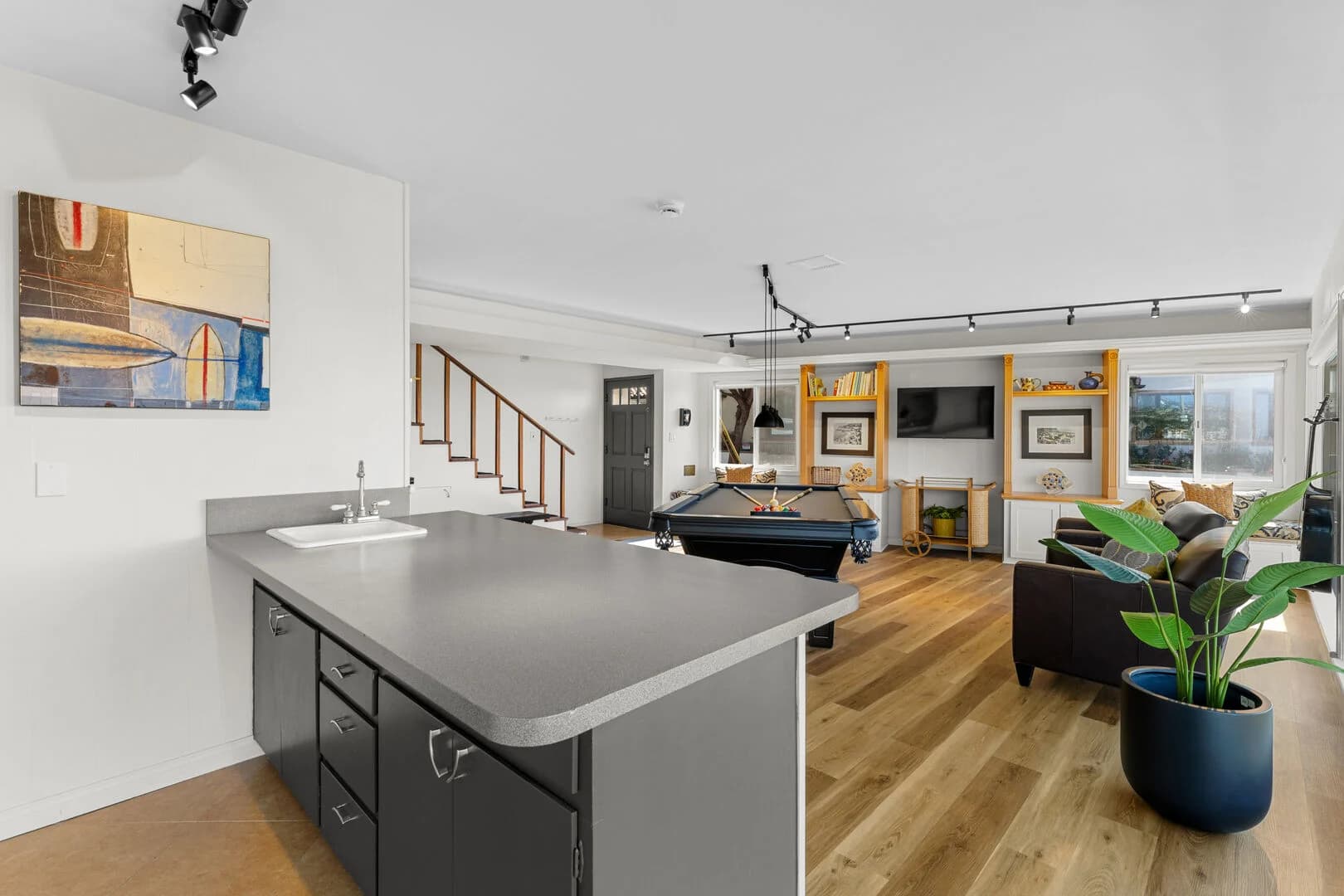 Sunsets on Riviera - Image 17