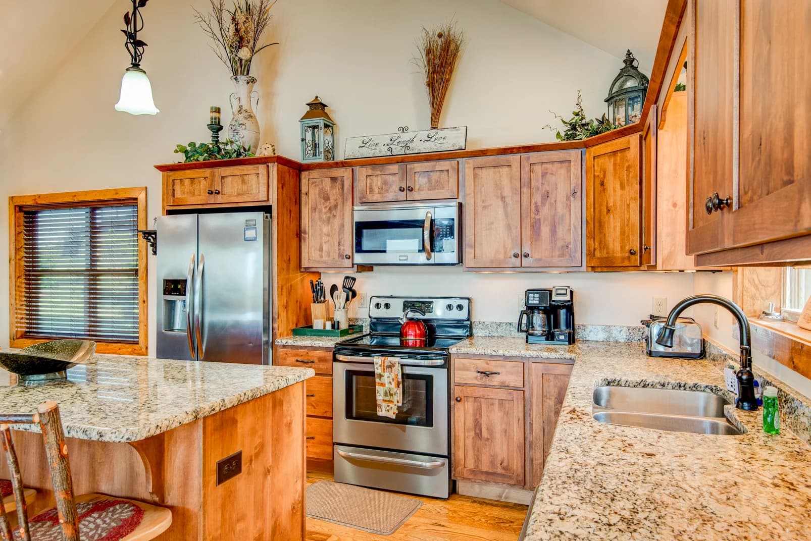 Aussies Den - Image 13