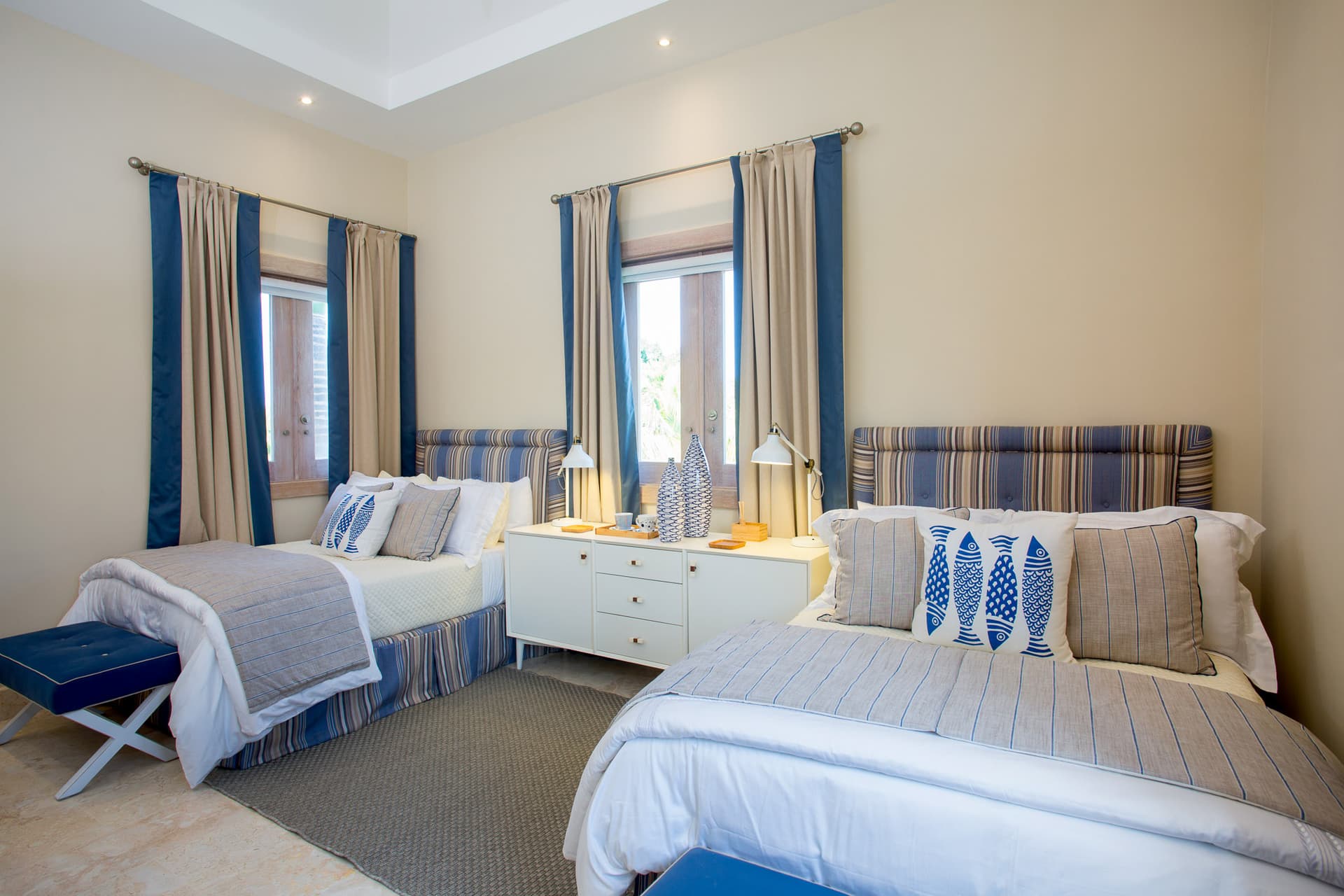 Hacienda B6 - Image 11