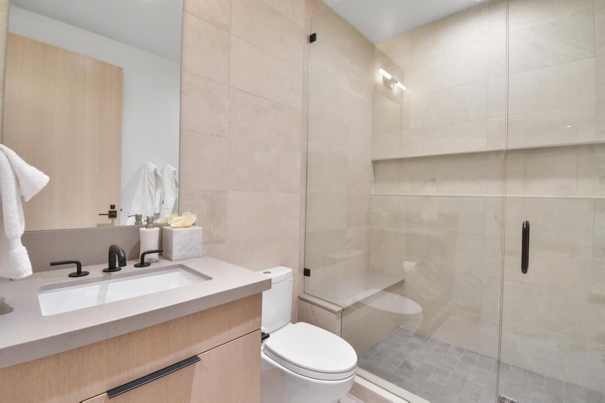 Kings Crown #103 - Image 30