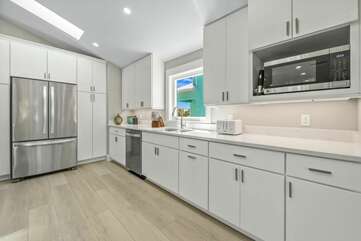 Gulf Shore Retreat - Image 8