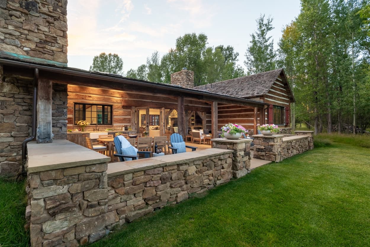 Cabin Fever - Image 26