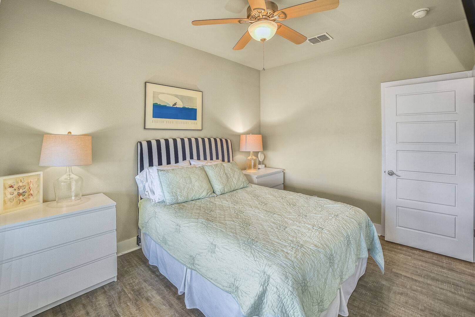 Gone Coastal House - Image 52