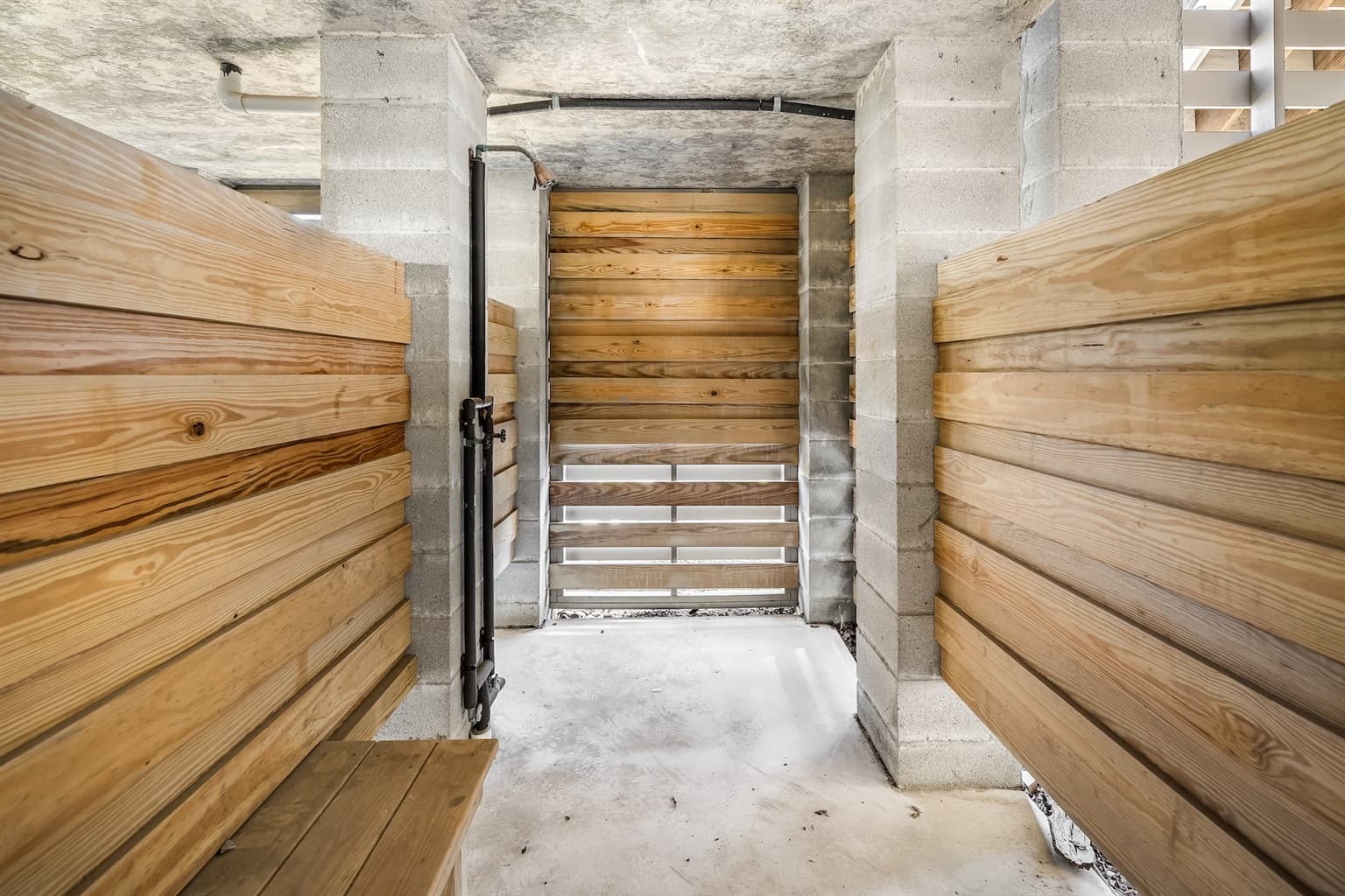 Beach Shelter - Image 72