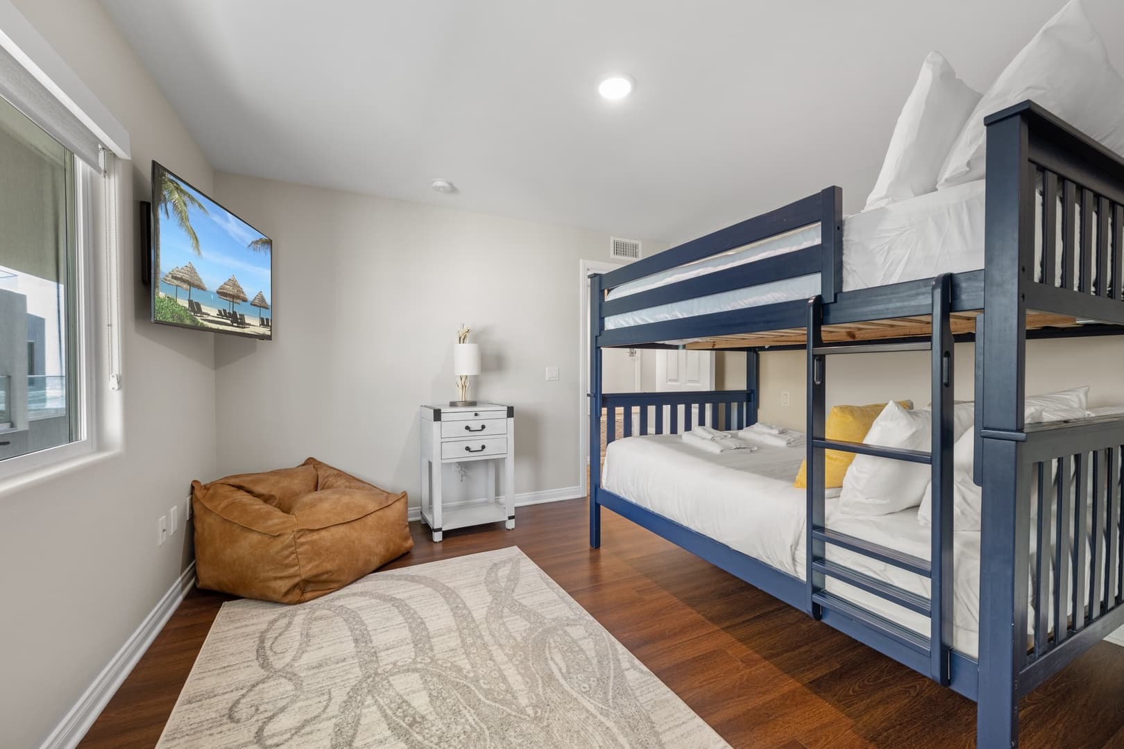 Oceanfront 1 North - Image 39