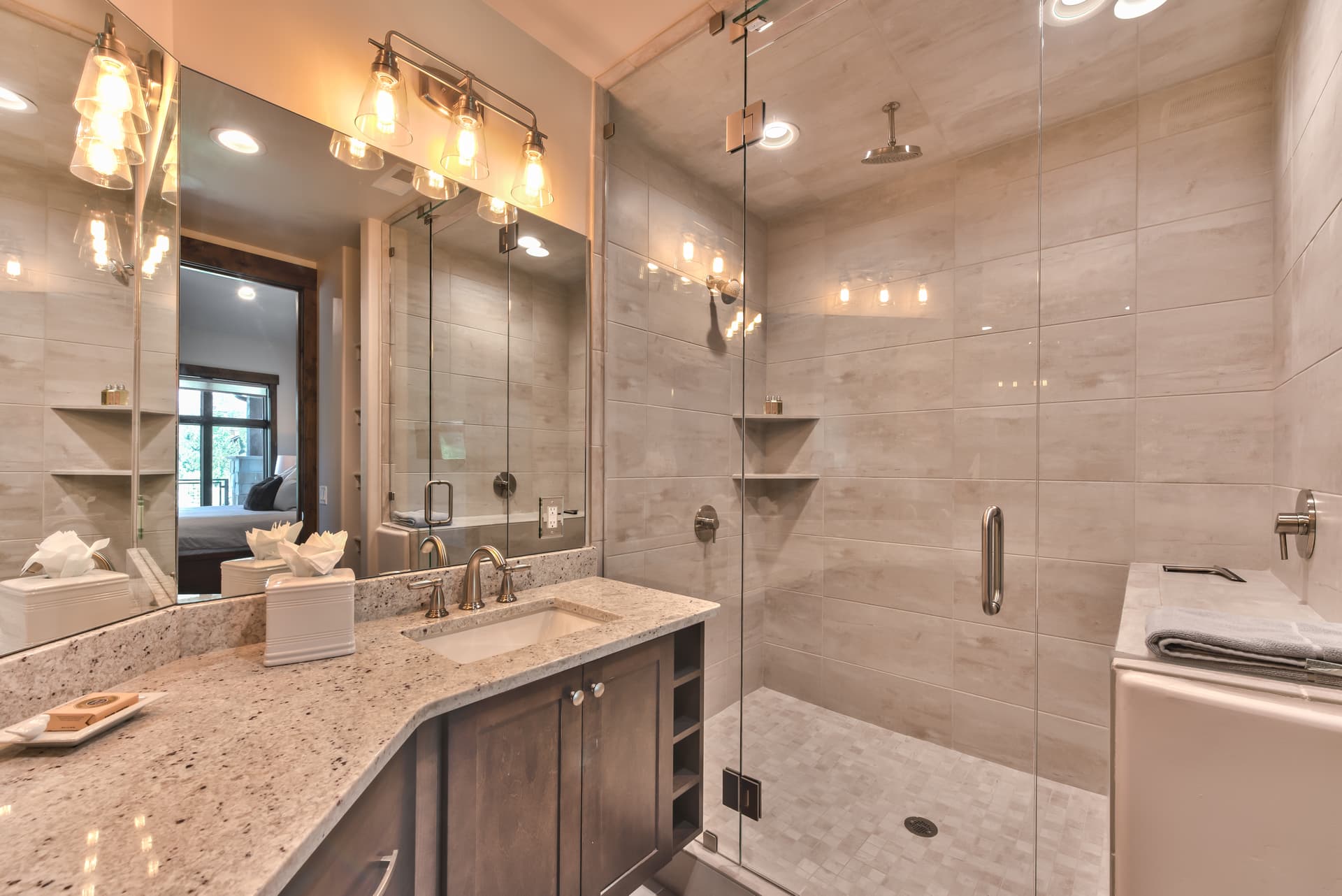 Blackstone Residences #3D - Image 17