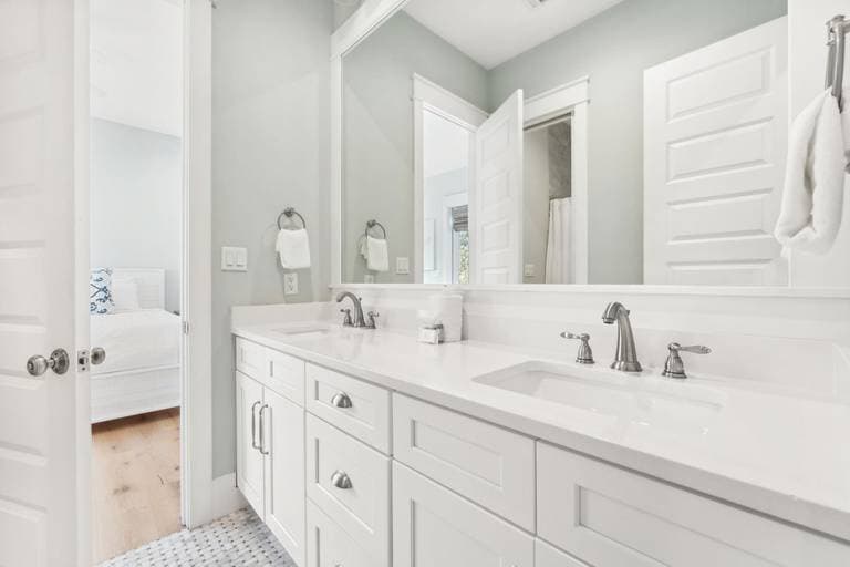 Beach Please - Image 20