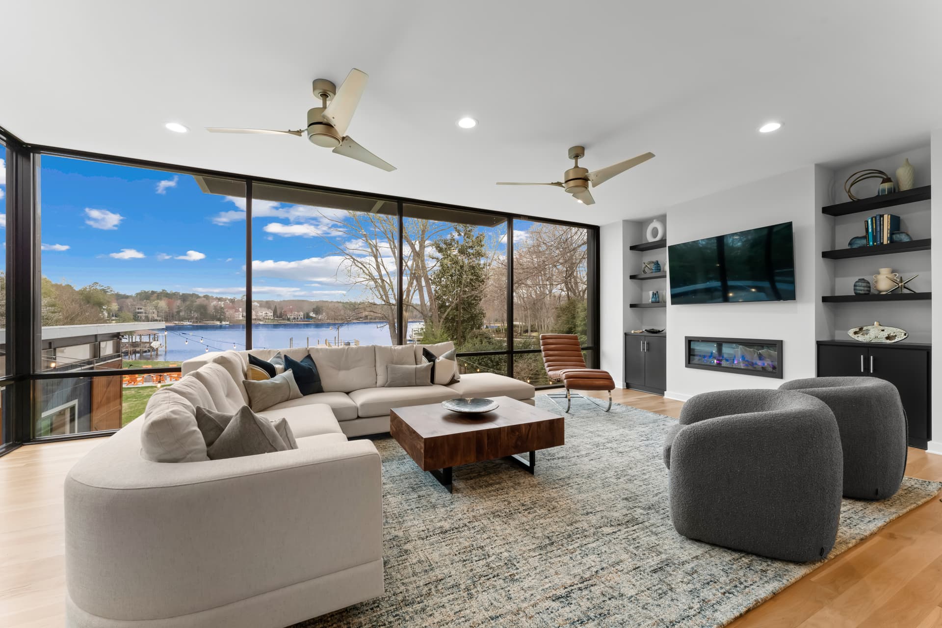 Blue Haven - Image 7