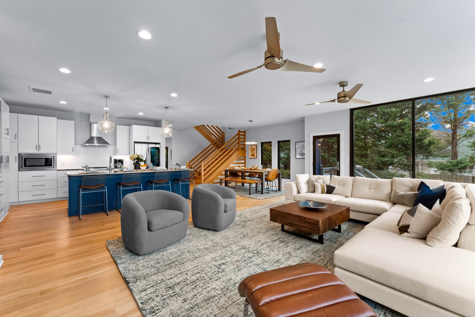 Blue Haven - Image 8