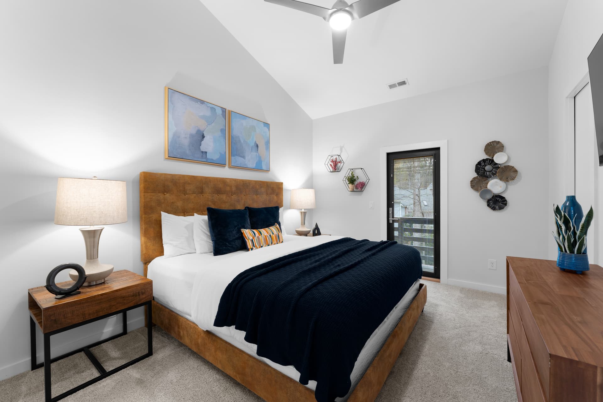 Blue Haven - Image 27