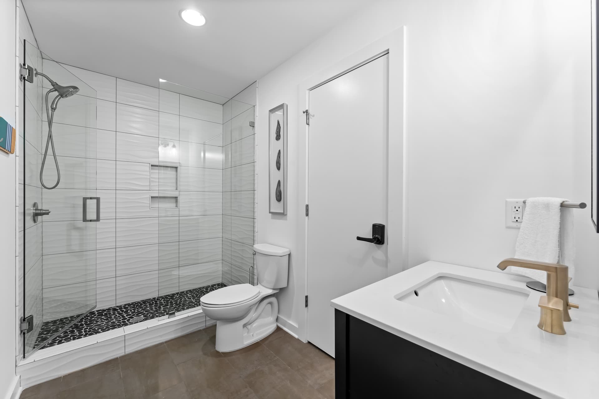 Blue Haven - Image 38