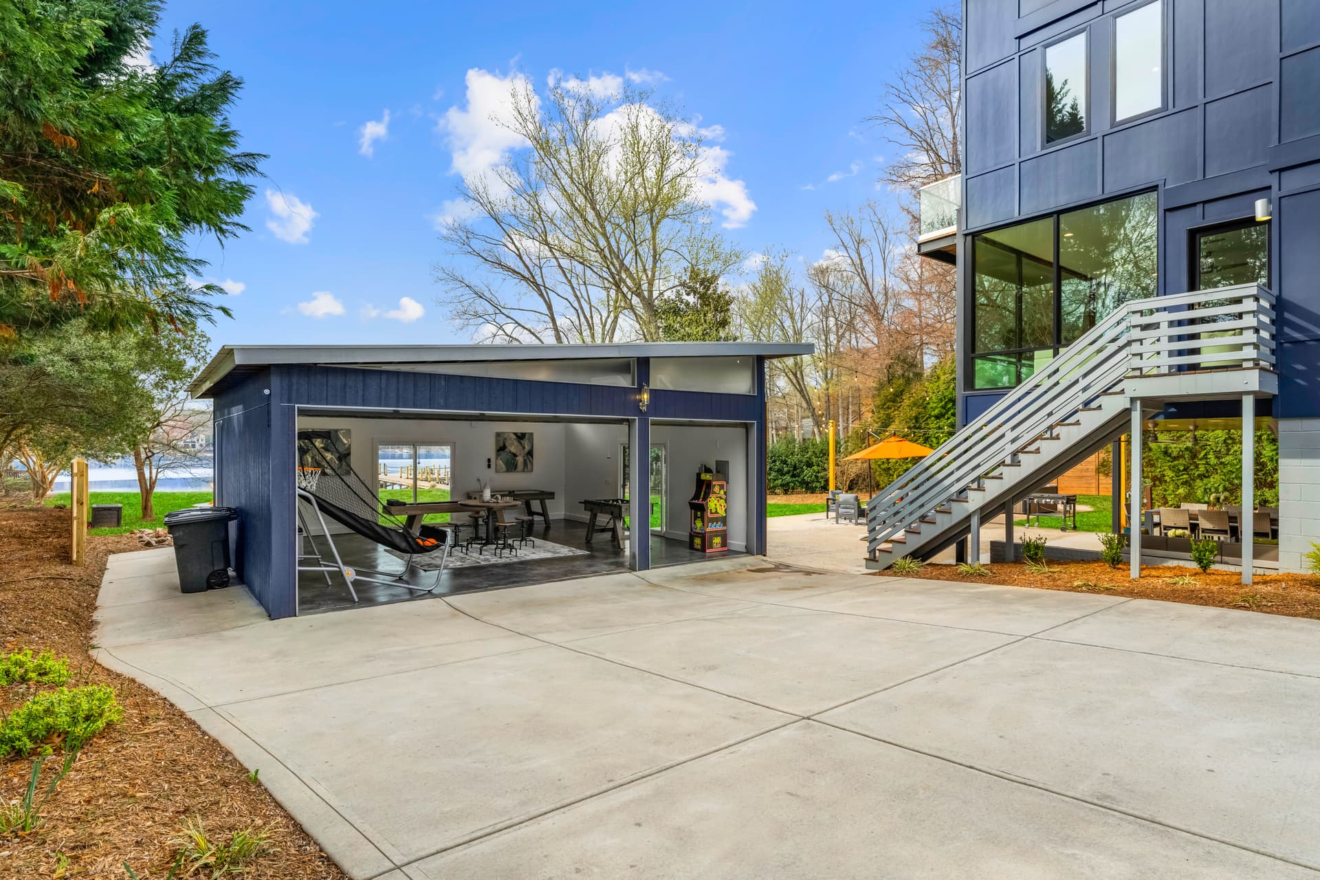 Blue Haven - Image 60