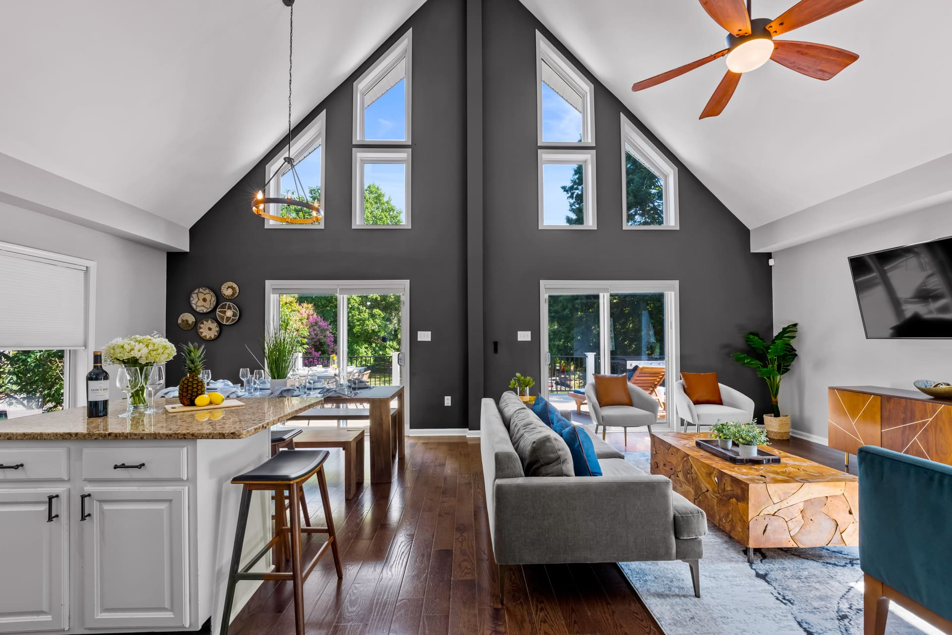 Blue Wing Bay - Image 6