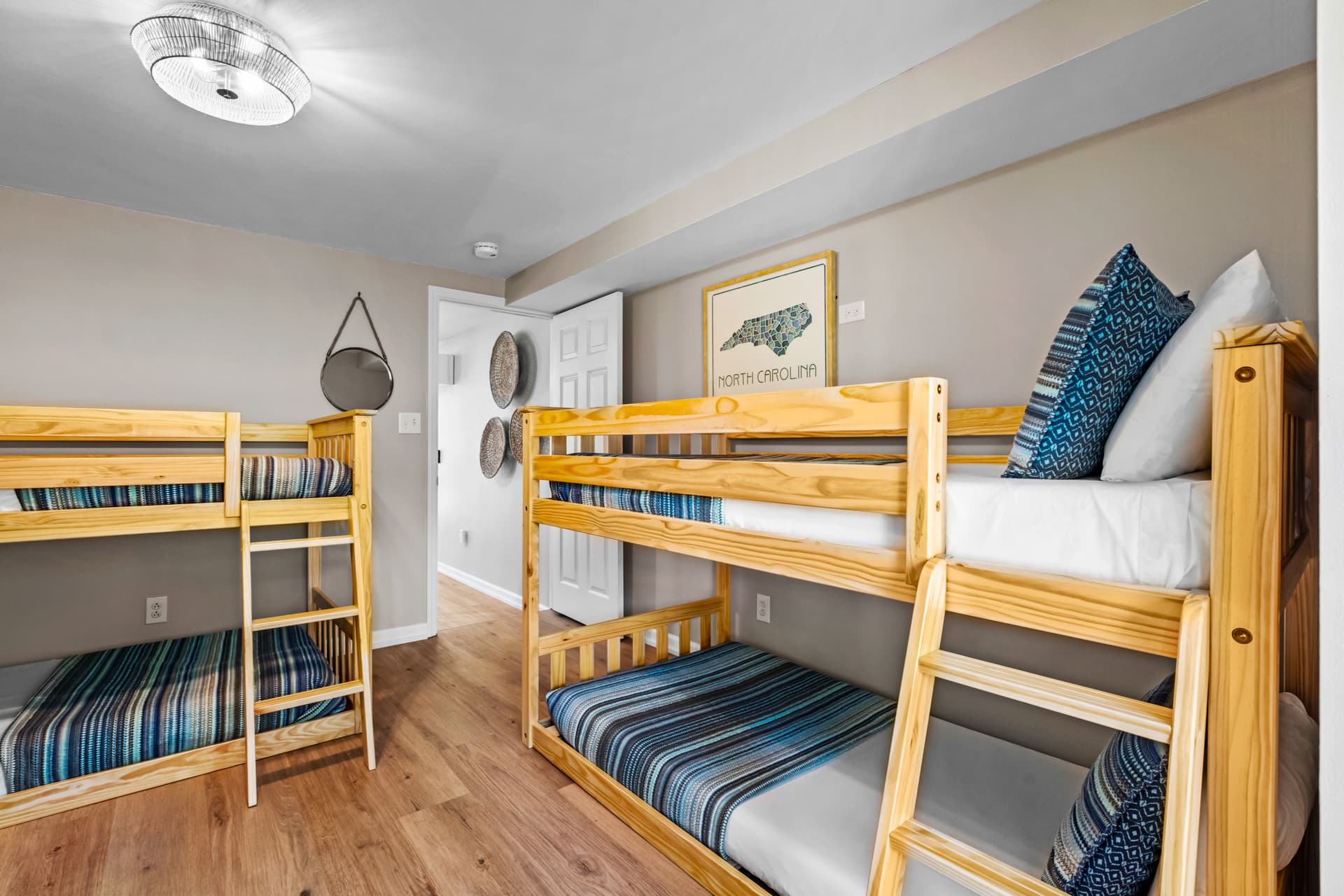 Blue Wing Bay - Image 40