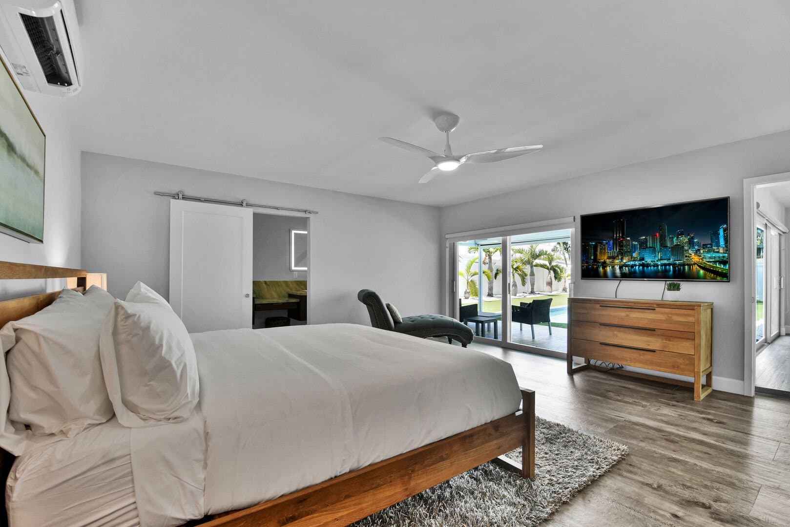 Knoll Ridge House - Image 18