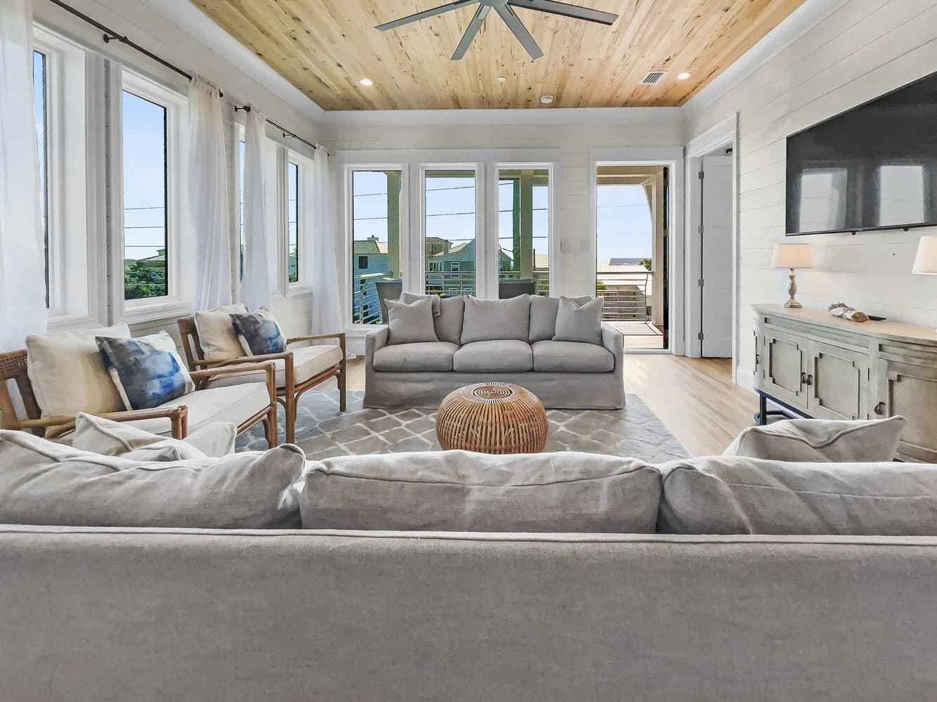 Summer Wind - Image 32