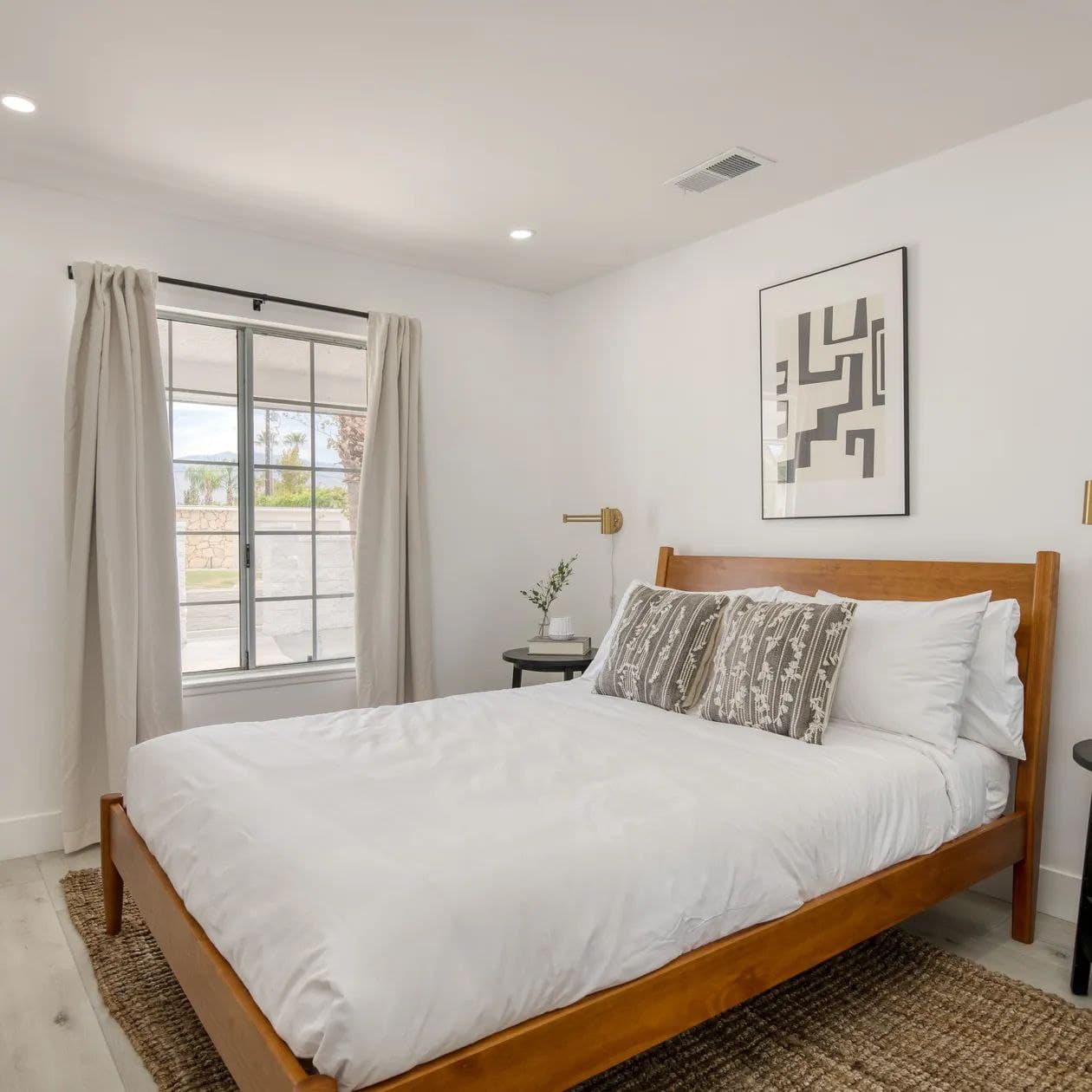 Yellowjacket - Image 19