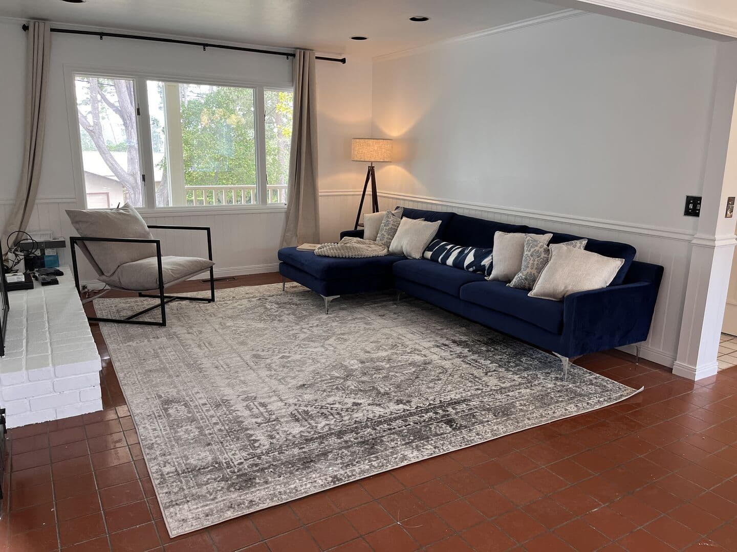 Pebble Modern Home - Image 31