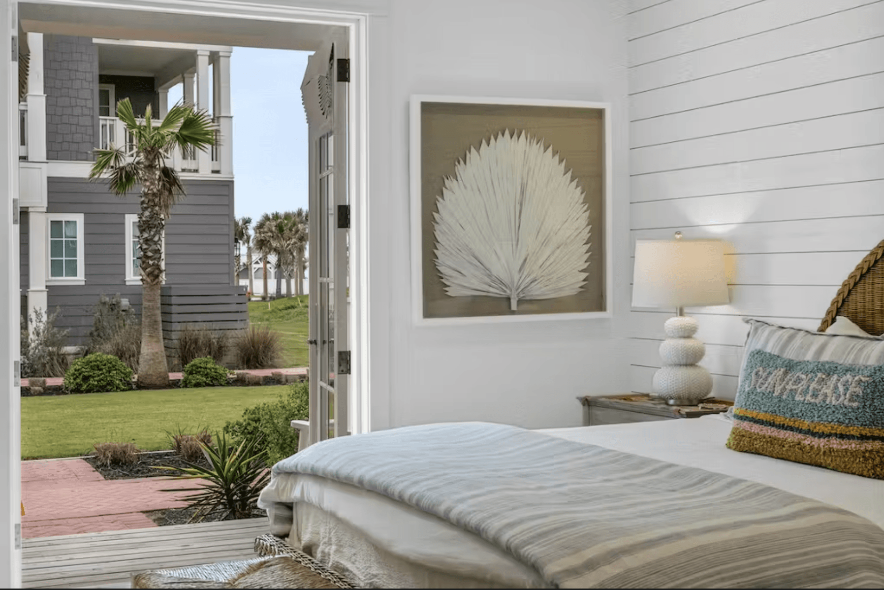 Beach Ball House - Image 27