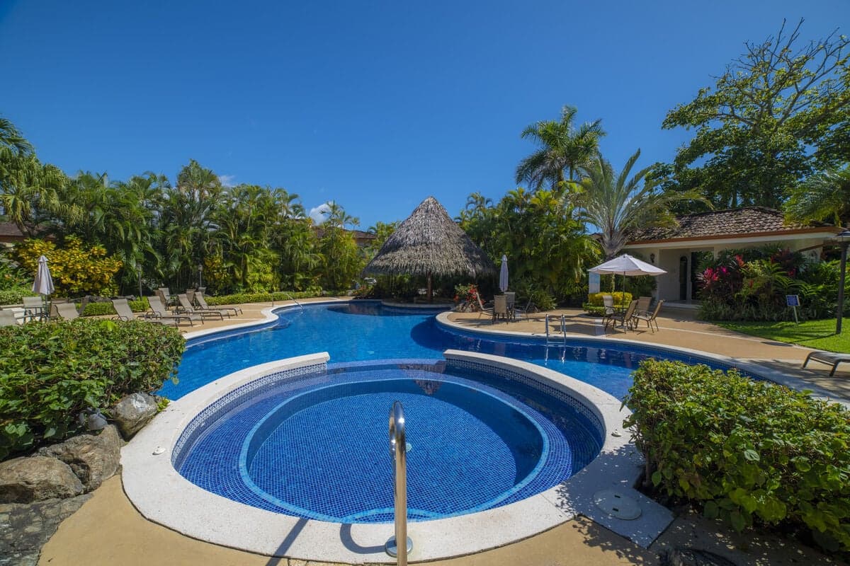 Colina Condo #8 - Image 14