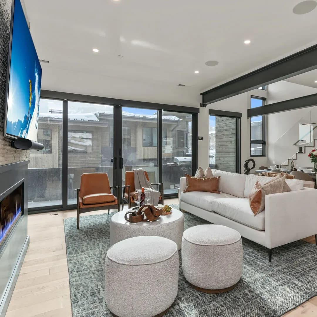 White Owl Place - Image 1