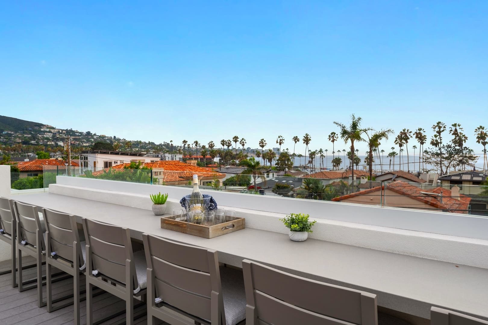 Shoreline Retreat - Image 28