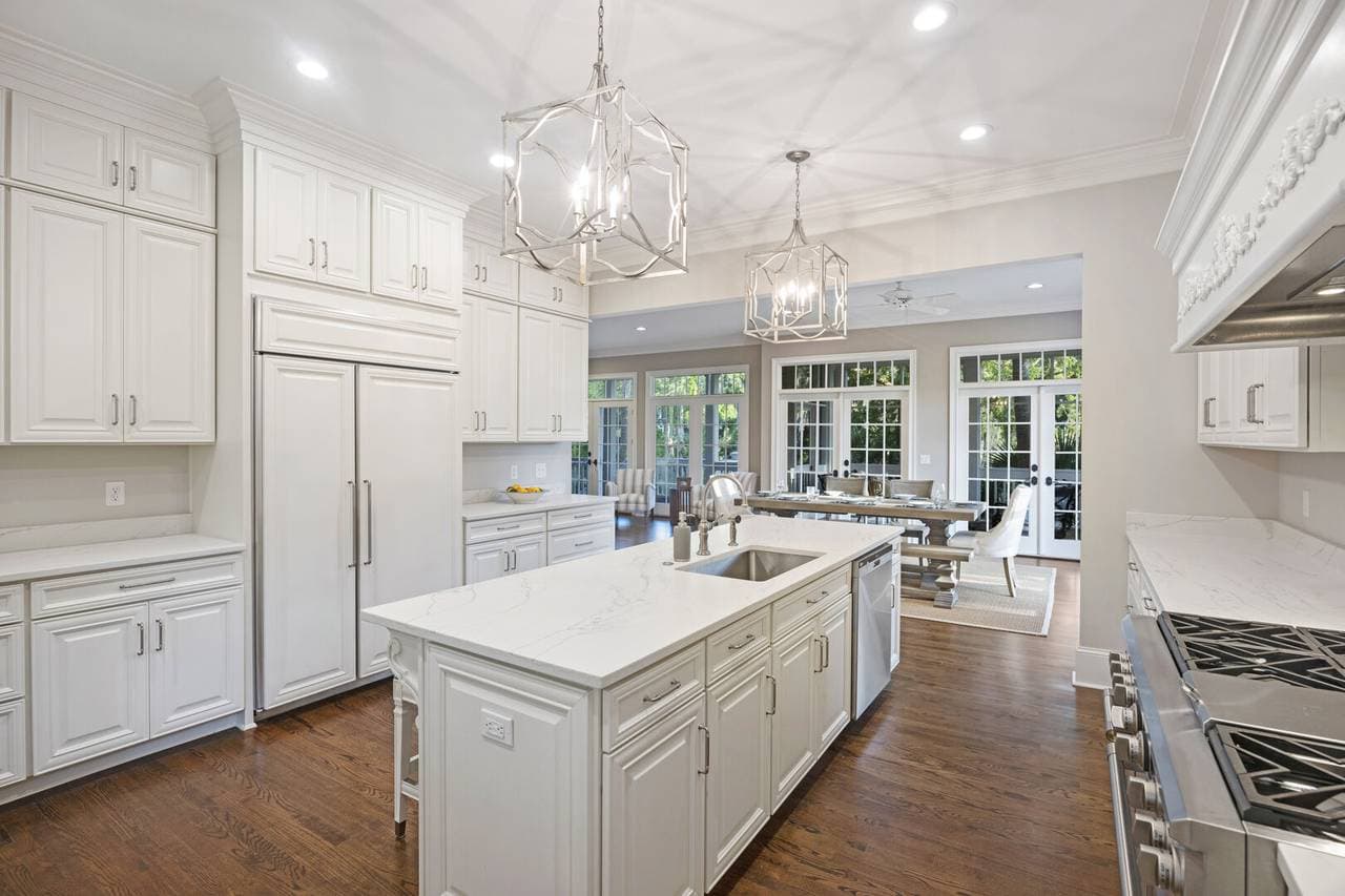 Otter Island Getaway - Image 9