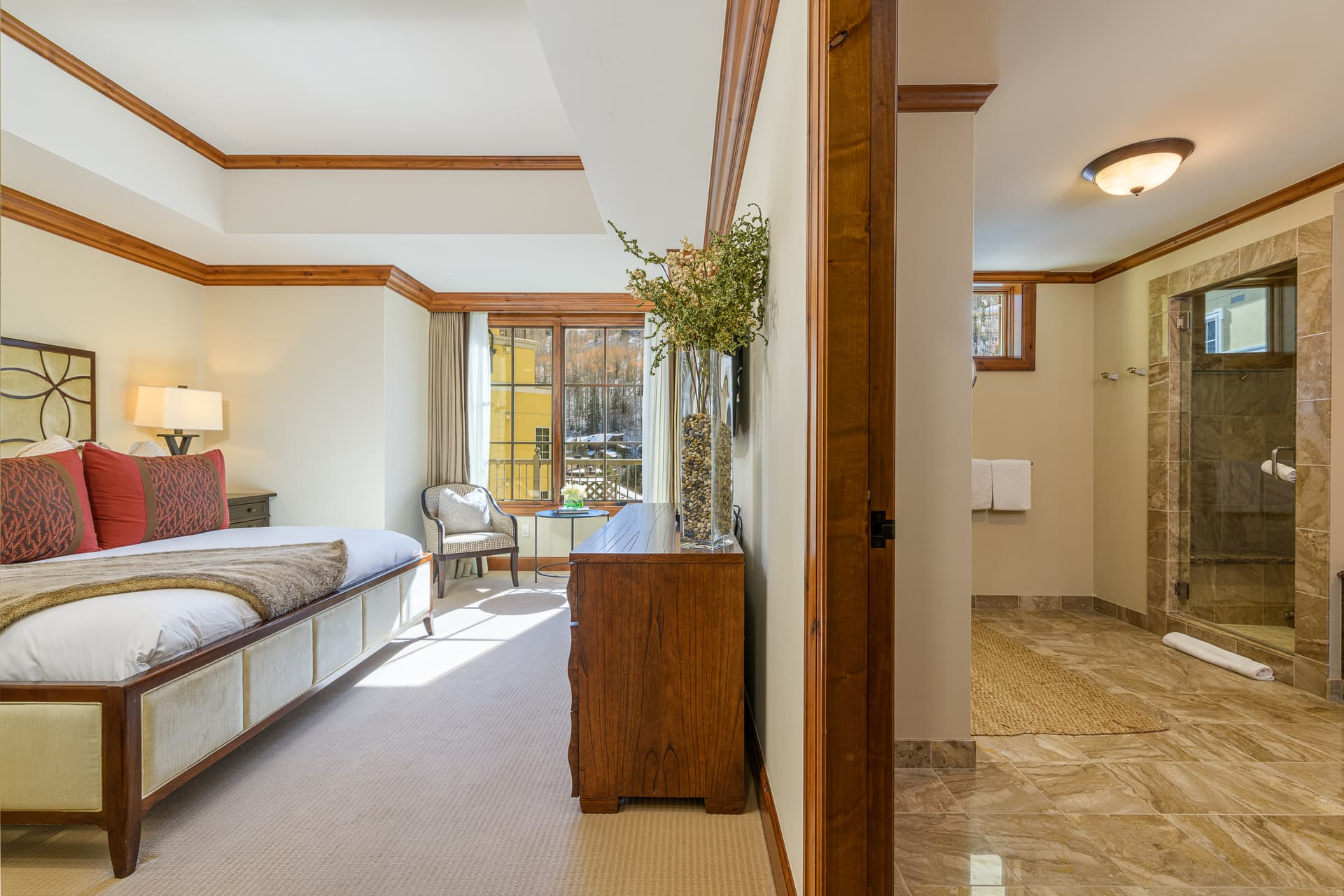 Vista Bahn at the Ritz-Carlton - Image 7