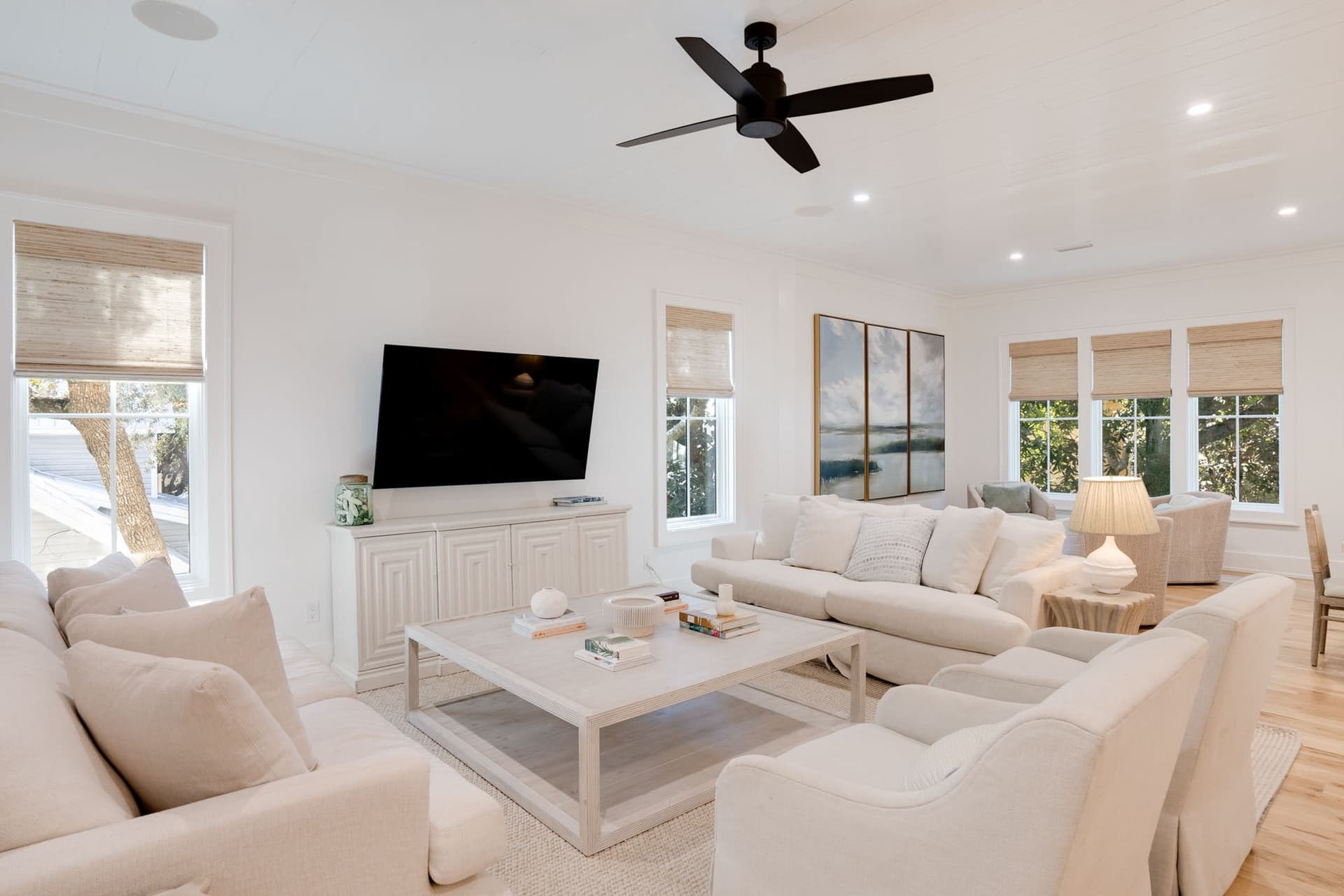 Shore To Have Fun - Image 4