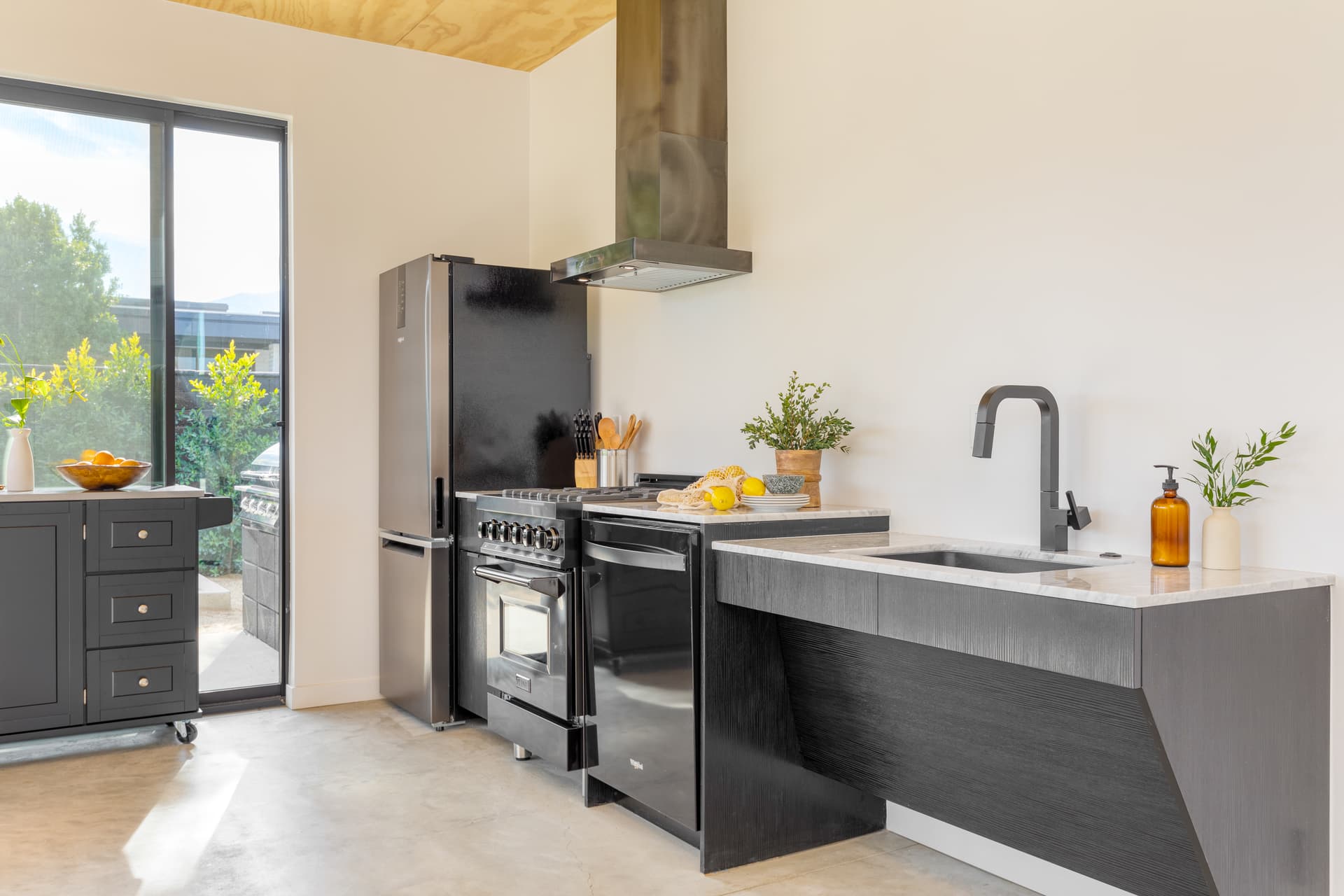 Black Rock House - Image 7