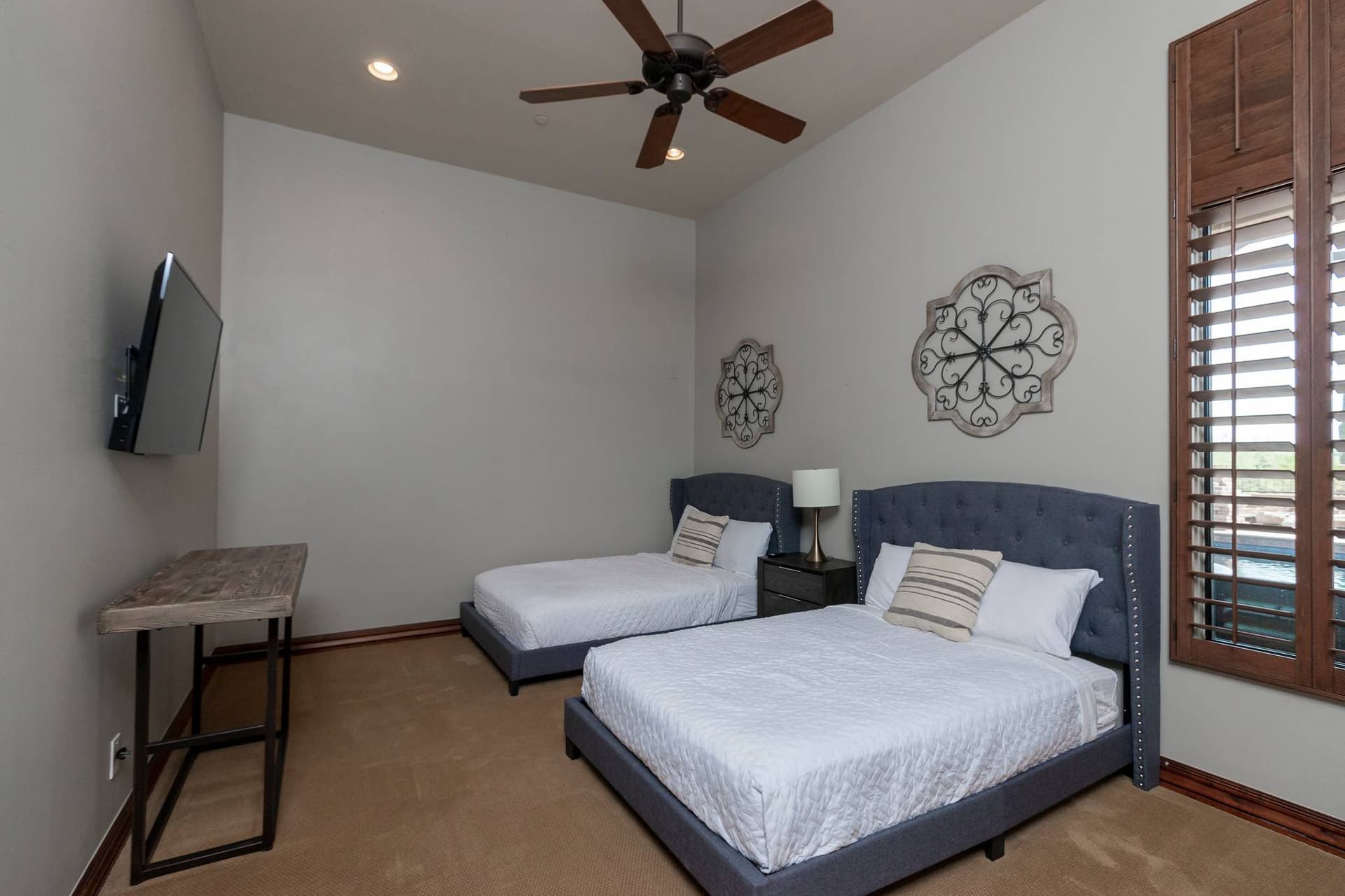 Desert Views Estate - Image 35