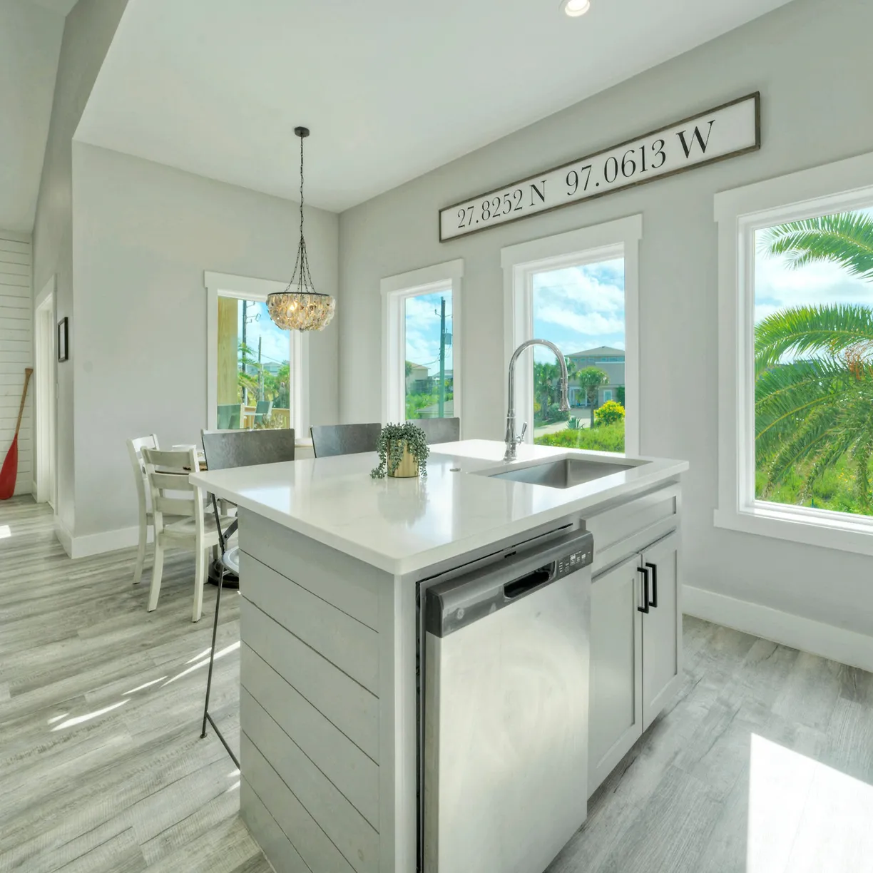 Wild Horse House - Image 11