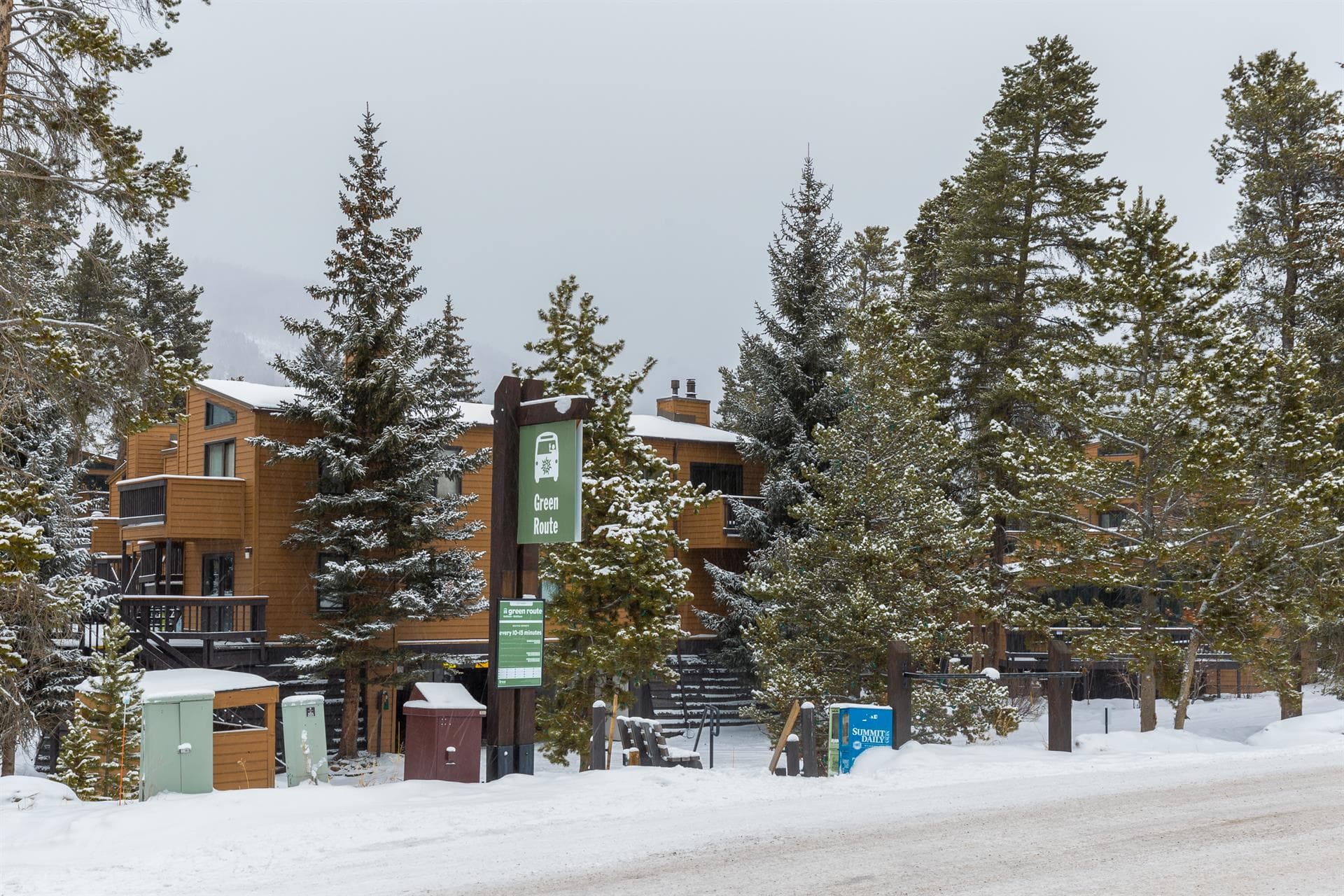 Cedar Cabin - Image 29