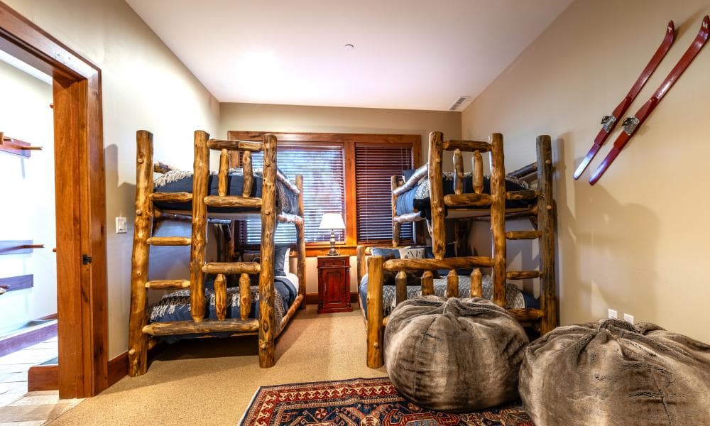 Ruby House - Image 19