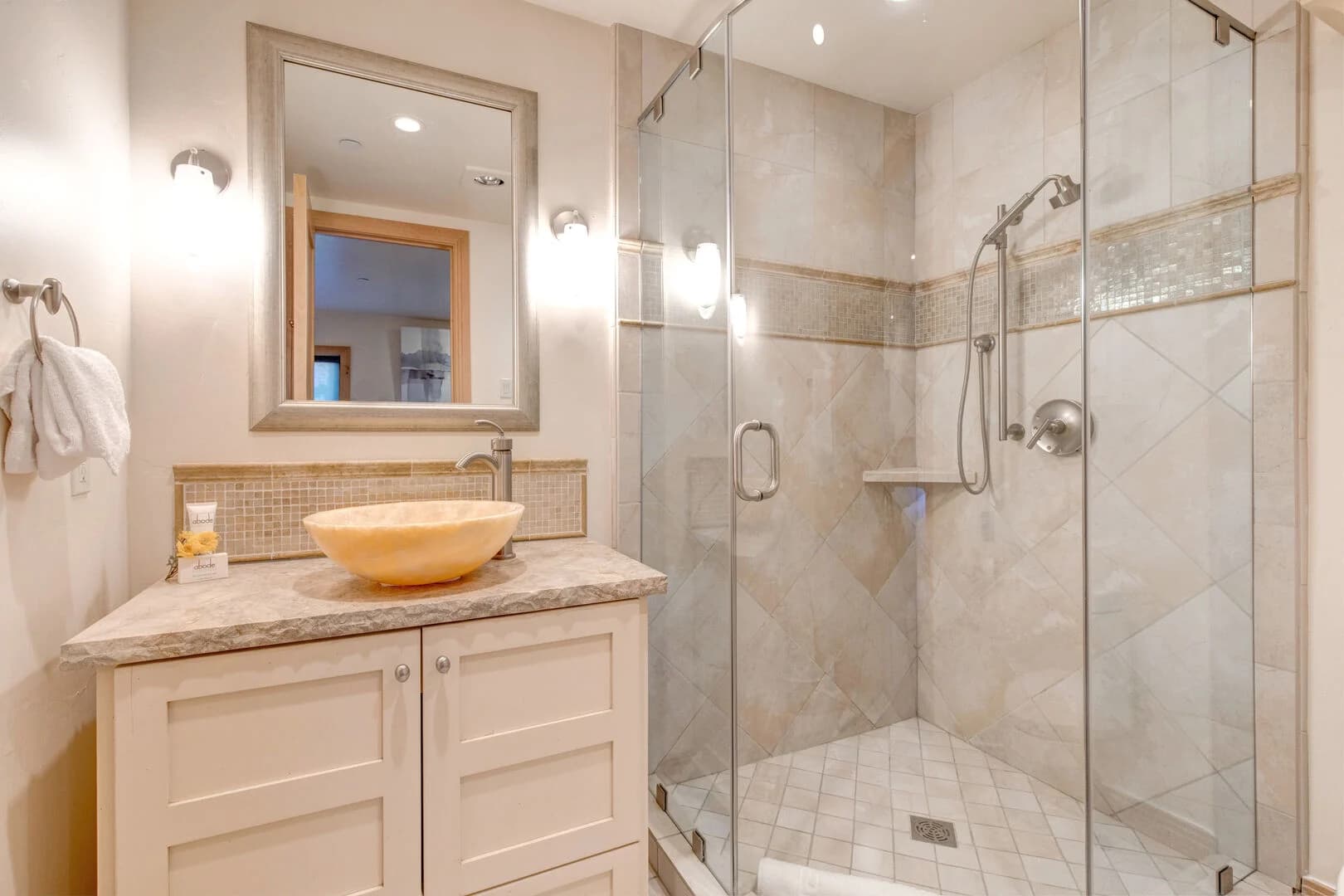 Snowdancer - Image 30