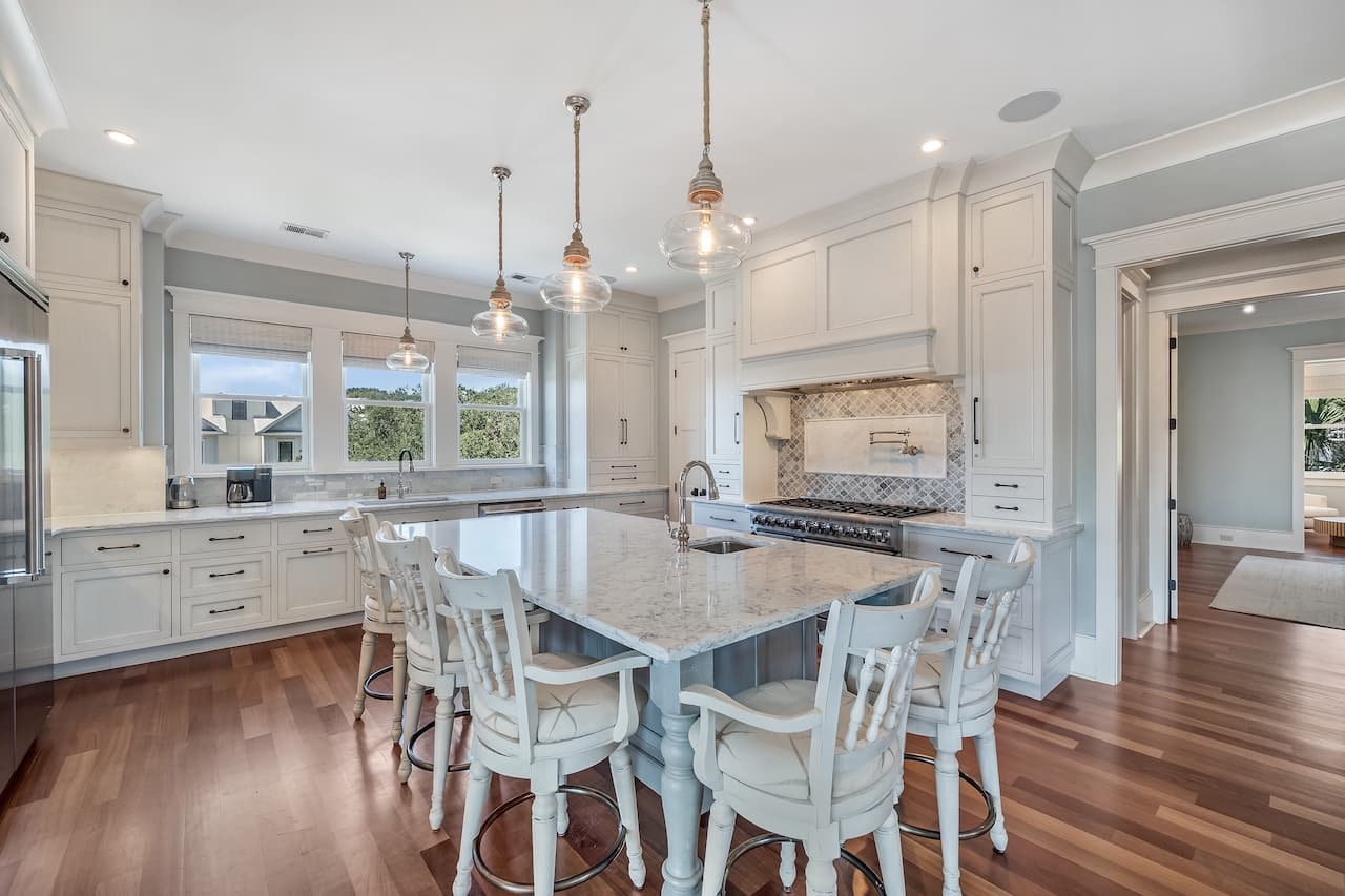 Shore Thing - Image 4