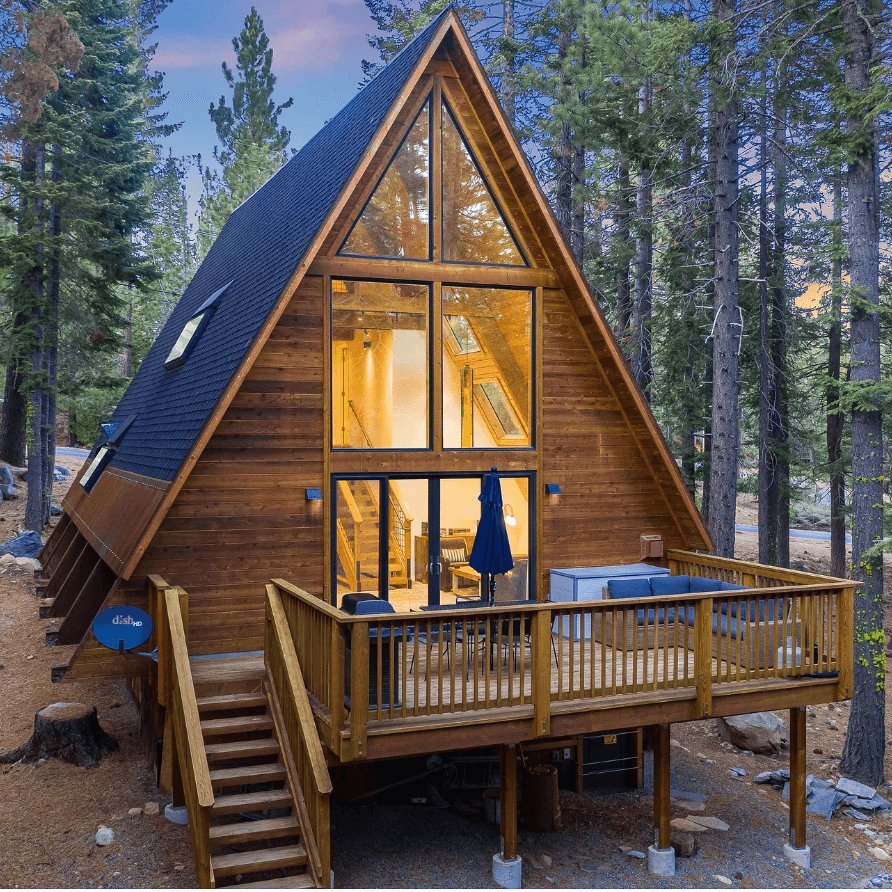 Tamarack Lodge - Image 1