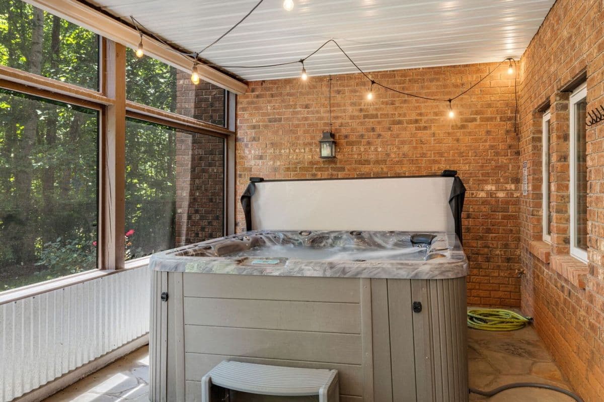 The Huntly Estate - Image 152